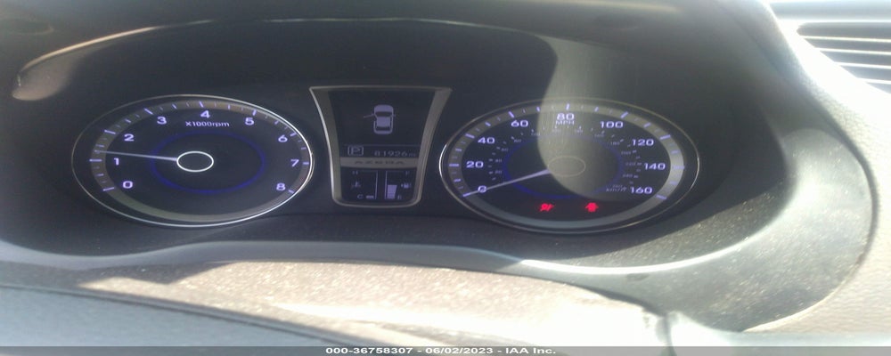 KMHFG4JG5CA137647 2012 HYUNDAI AZERA photo no. 7