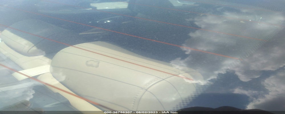 KMHFG4JG5CA137647 2012 HYUNDAI AZERA photo no. 8