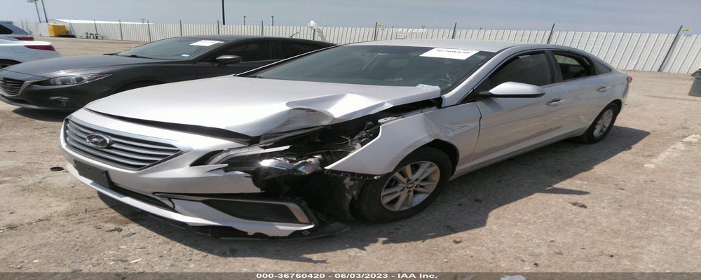 5NPE24AF2HH470426 2017 HYUNDAI SONATA photo no. 2