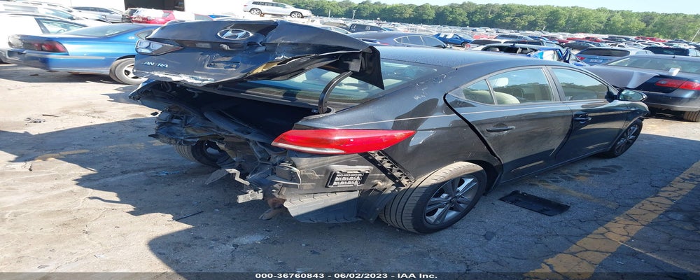 KMHD84LF7HU272529 2017 HYUNDAI ELANTRA photo no. 4
