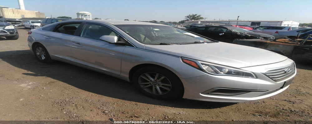 5NPE24AF2GH352584 2016 HYUNDAI SONATA photo no. 2