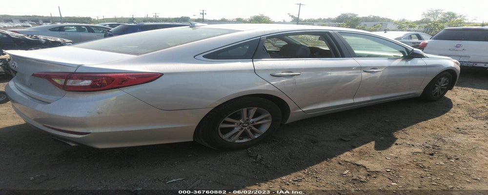 5NPE24AF2GH352584 2016 HYUNDAI SONATA photo no. 4
