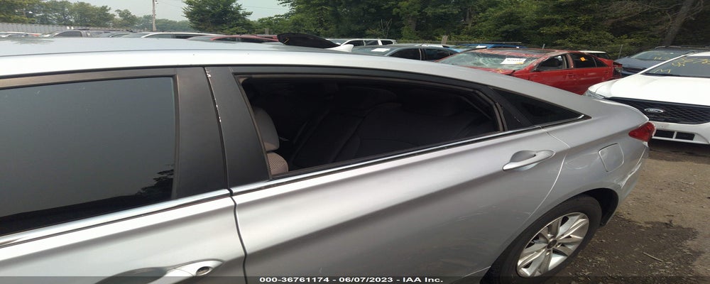 5NPEB4AC6BH203917 2011 HYUNDAI SONATA photo no. 6