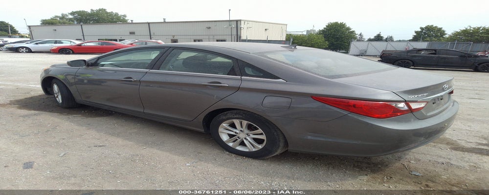 5NPEB4AC8CH324028 2012 HYUNDAI SONATA photo no. 3