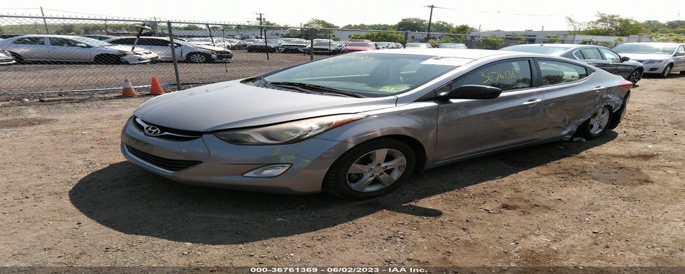 KMHDH4AE7DU505555 2013 HYUNDAI ELANTRA photo no. 2