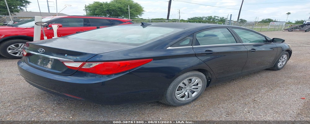 5NPEB4AC4BH158511 2011 HYUNDAI SONATA photo no. 4