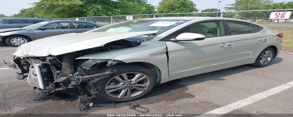KMHD84LF2HU225117 2017 HYUNDAI ELANTRA photo no. 2