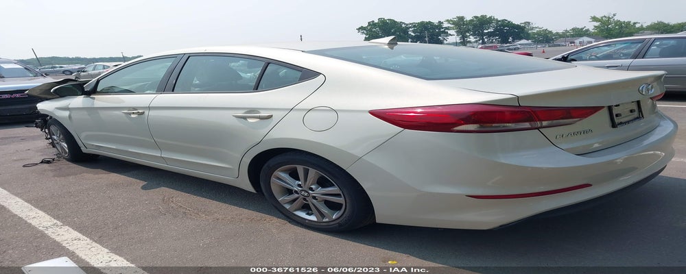 KMHD84LF2HU225117 2017 HYUNDAI ELANTRA photo no. 3