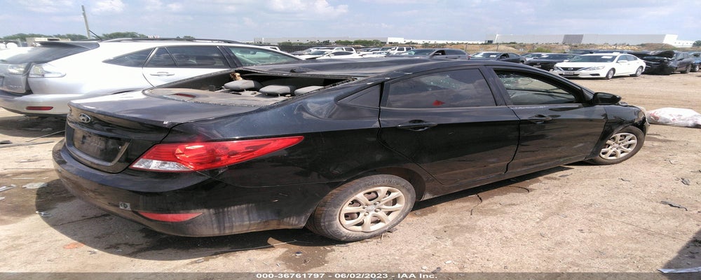 KMHCT4AE1DU560805 2013 HYUNDAI ACCENT photo no. 4