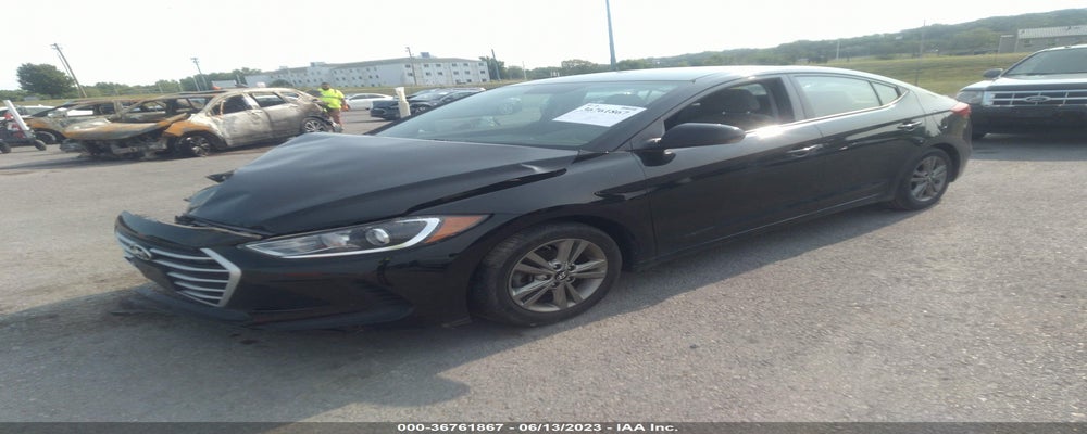 5NPD84LF0JH378468 2018 HYUNDAI ELANTRA photo no. 2