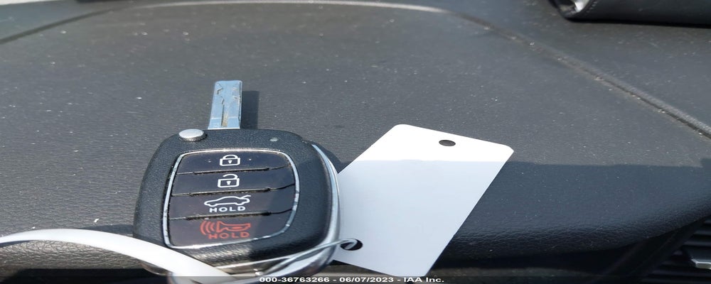 5NPE24AF9JH694735 2018 HYUNDAI SONATA photo no. 11