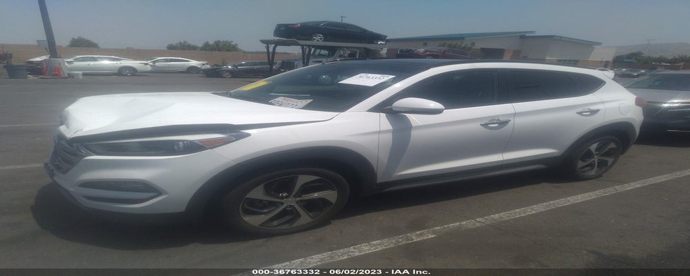 KM8J33A27JU740342 2018 HYUNDAI TUCSON photo no. 2