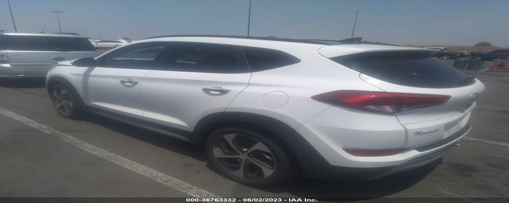 KM8J33A27JU740342 2018 HYUNDAI TUCSON photo no. 3