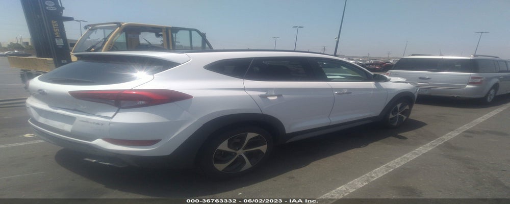 KM8J33A27JU740342 2018 HYUNDAI TUCSON photo no. 4