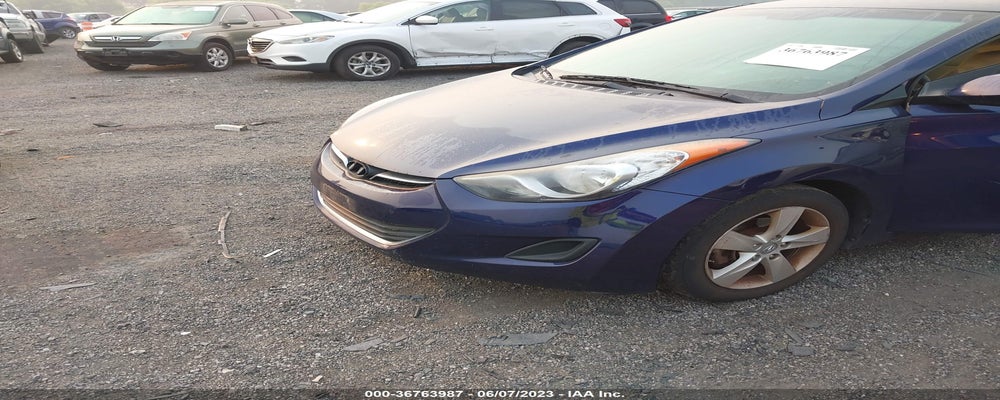 5NPDH4AE0DH390103 2013 HYUNDAI ELANTRA photo no. 2