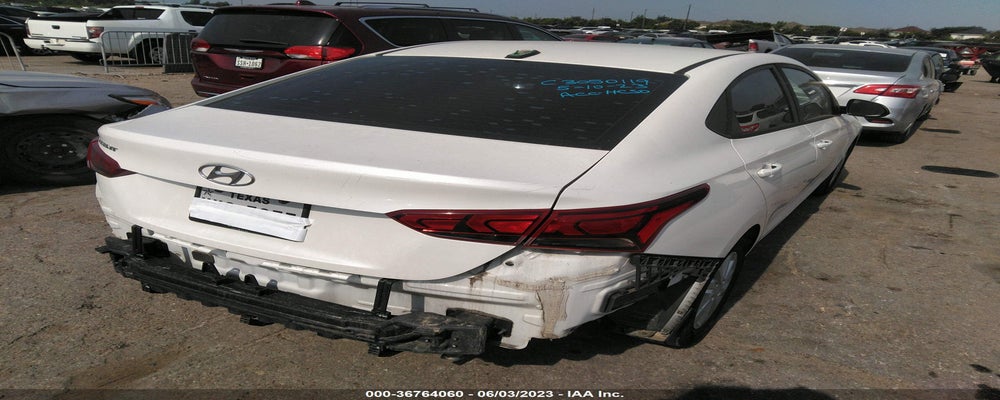 3KPC24A35JE022298 2018 HYUNDAI ACCENT photo no. 4