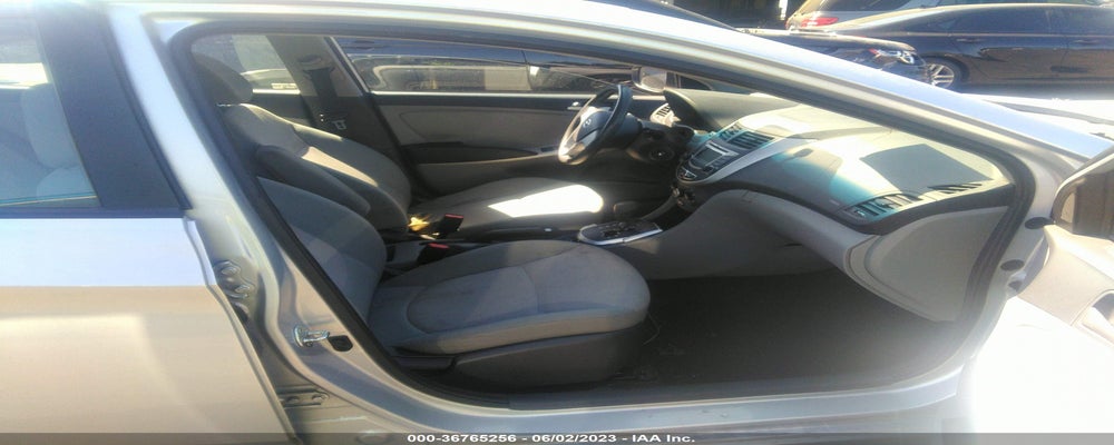KMHCT4AE2DU577211 2013 HYUNDAI ACCENT photo no. 5