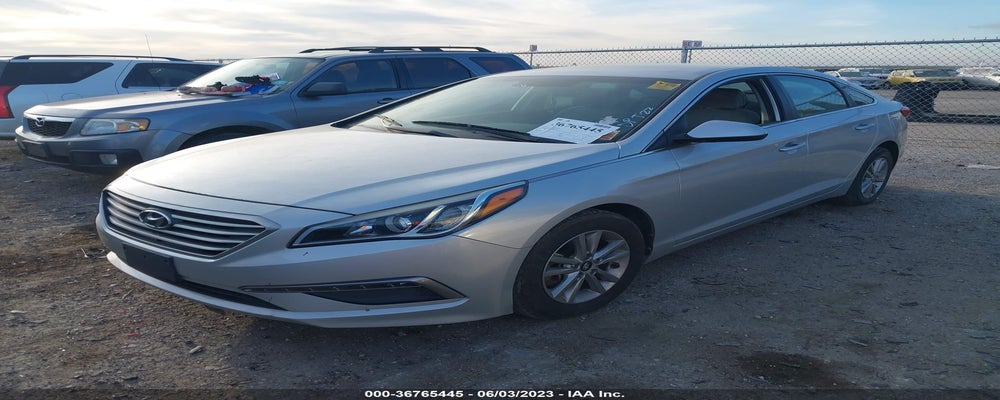 5NPE24AF5FH171753 2015 HYUNDAI SONATA photo no. 2
