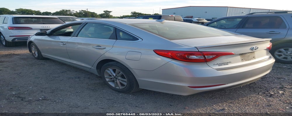 5NPE24AF5FH171753 2015 HYUNDAI SONATA photo no. 3