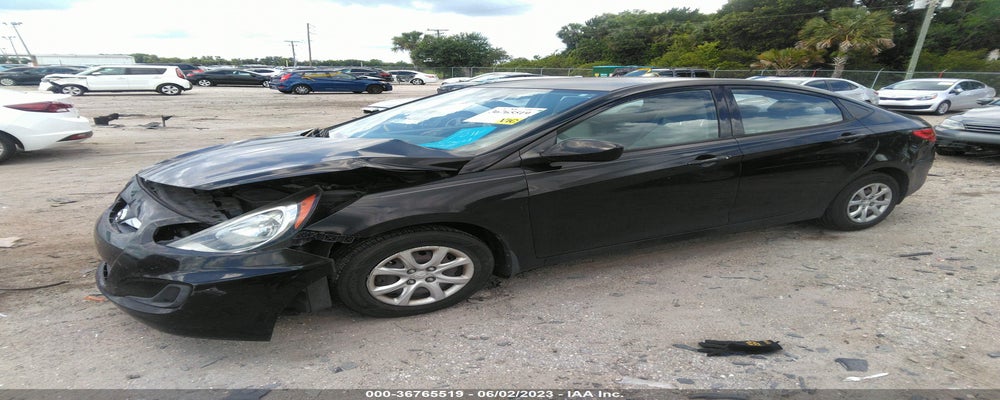 KMHCT4AE1EU739072 2014 HYUNDAI ACCENT photo no. 2