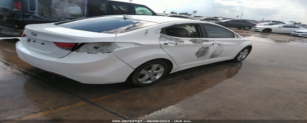 5NPDH4AE4BH017272 2011 HYUNDAI ELANTRA photo no. 4