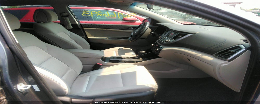 KM8J33A23HU595097 2017 HYUNDAI TUCSON photo no. 5