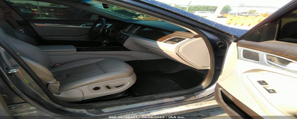 KMHGN4JE9FU040270 2015 HYUNDAI GENESIS photo no. 5