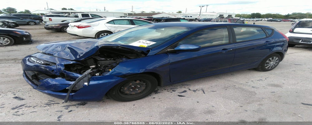 KMHCT5AE5GU267208 2016 HYUNDAI ACCENT photo no. 2
