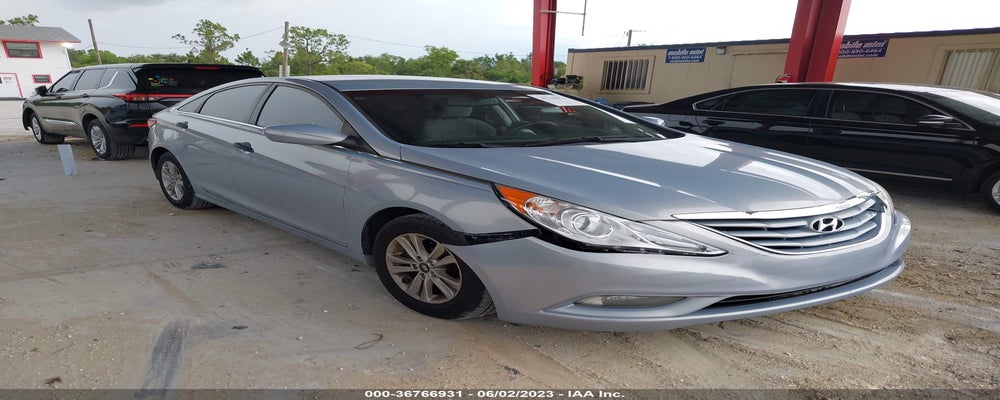 5NPEB4AC3DH760268 2013 HYUNDAI SONATA photo no. 1