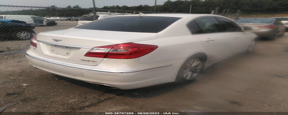 KMHGC4DD3CU183235 2012 HYUNDAI GENESIS photo no. 4