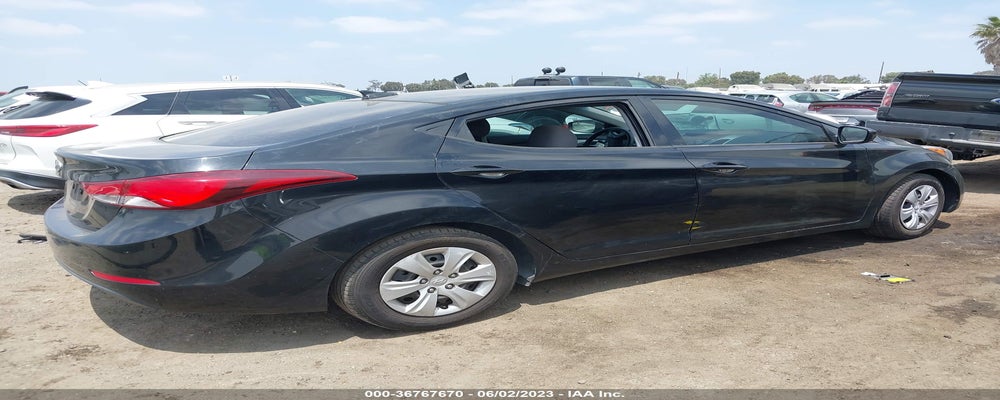 5NPDH4AE2GH699754 2016 HYUNDAI ELANTRA photo no. 4