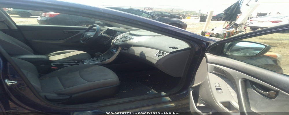 5NPDH4AE0DH321945 2013 HYUNDAI ELANTRA photo no. 5