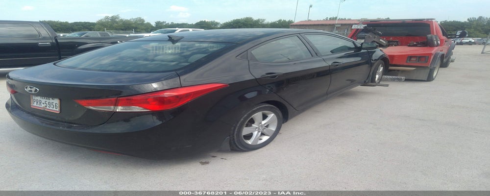5NPDH4AE3DH371867 2013 HYUNDAI ELANTRA photo no. 4