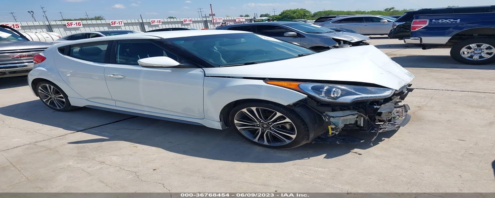 KMHTC6AE8GU282680 2016 HYUNDAI VELOSTER photo no. 2