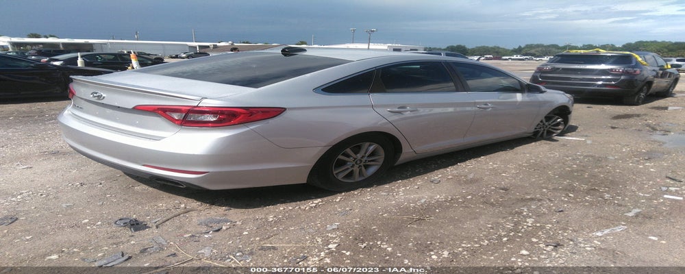 5NPE24AF0HH492618 2017 HYUNDAI SONATA photo no. 4