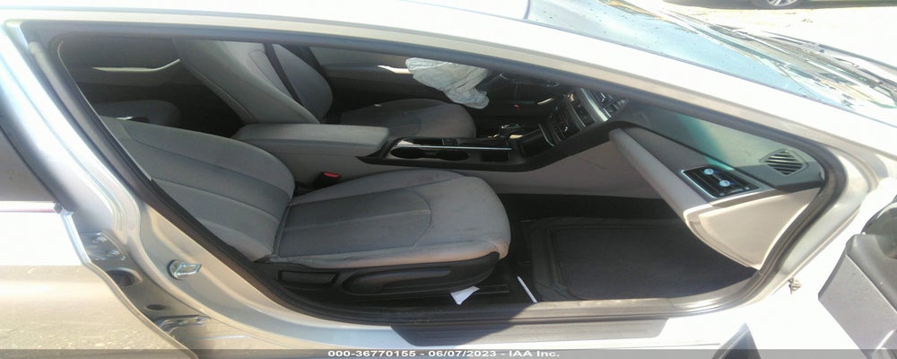 5NPE24AF0HH492618 2017 HYUNDAI SONATA photo no. 5