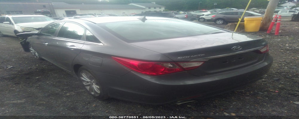 5NPEC4AB9BH316894 2011 HYUNDAI SONATA photo no. 3