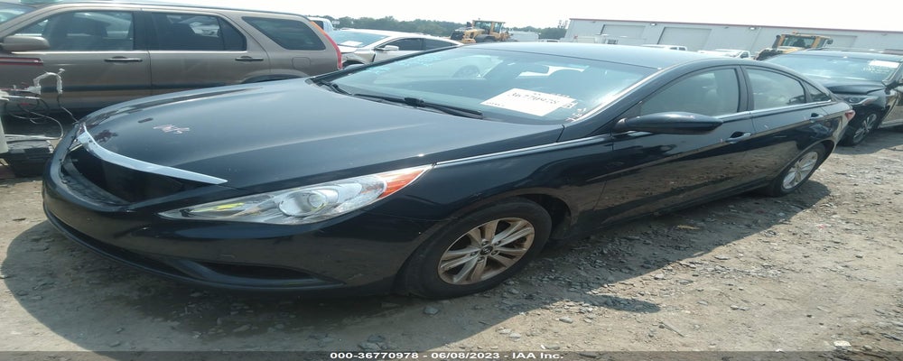 5NPEB4ACXBH009603 2011 HYUNDAI SONATA photo no. 2
