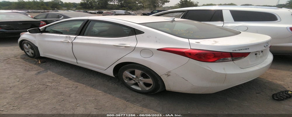 5NPDH4AE9DH353020 2013 HYUNDAI ELANTRA photo no. 3