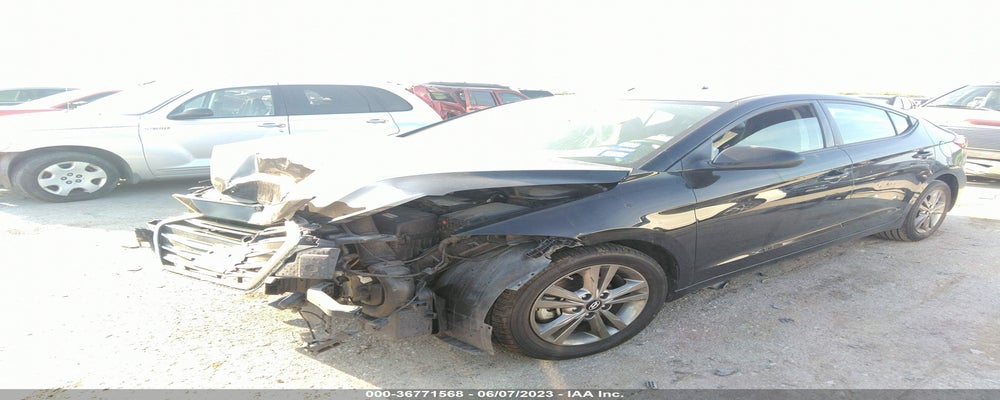 5NPD84LF3JH284777 2018 HYUNDAI ELANTRA photo no. 2