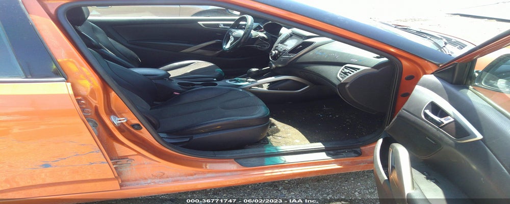 KMHTC6AD9CU076950 2012 HYUNDAI VELOSTER photo no. 5