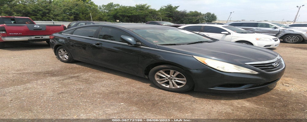 5NPEB4AC1DH666597 2013 HYUNDAI SONATA photo no. 2