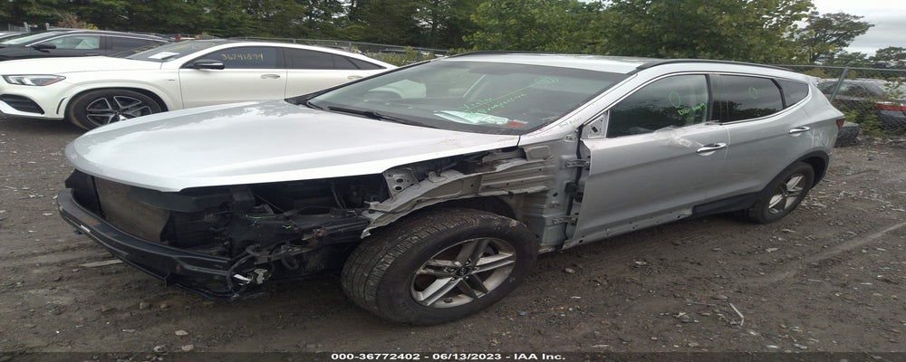 5XYZUDLB2HG382764 2017 HYUNDAI SANTA FE SPORT photo no. 2