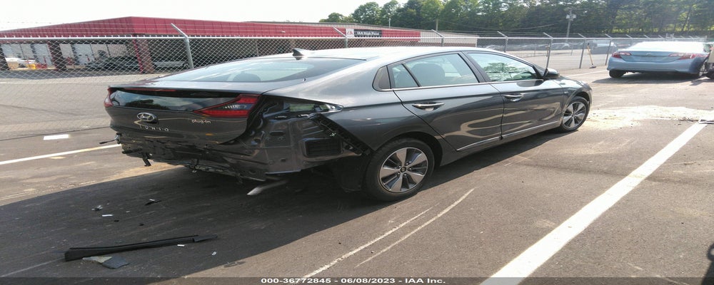 KMHC65LD6KU181684 2019 HYUNDAI IONIQ PLUG-IN HYBRID photo no. 4