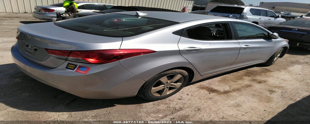 5NPDH4AE8CH089268 2012 HYUNDAI ELANTRA photo no. 4