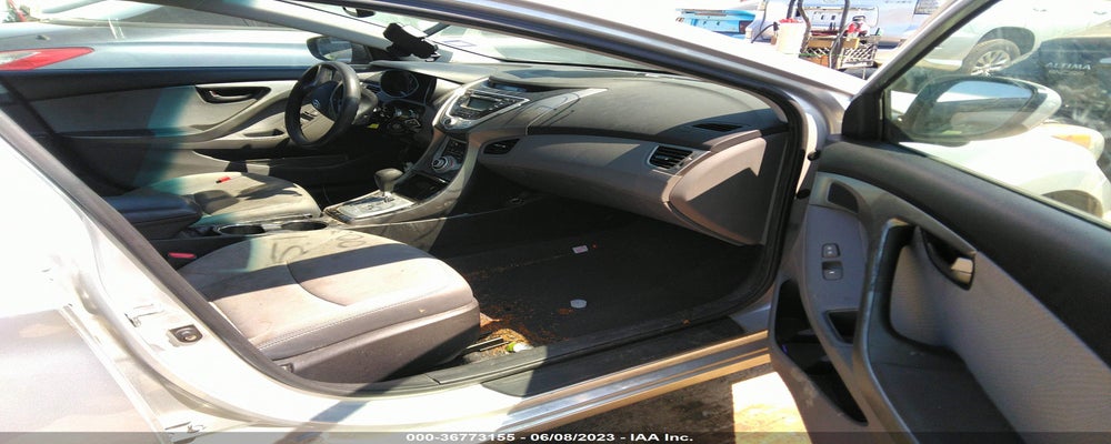 5NPDH4AE8CH089268 2012 HYUNDAI ELANTRA photo no. 5