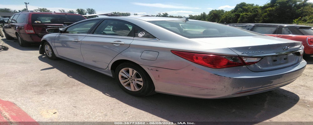 5NPEB4ACXCH419268 2012 HYUNDAI SONATA photo no. 3