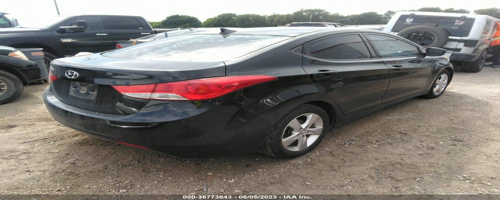 5NPDH4AE4DH428545 2013 HYUNDAI ELANTRA photo no. 4