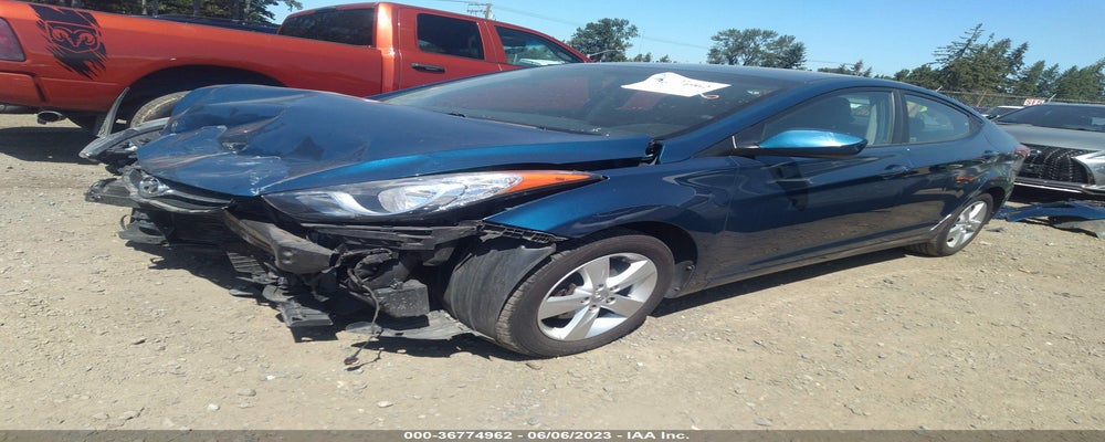 KMHDH4AE8DU006134 2013 HYUNDAI ELANTRA photo no. 2