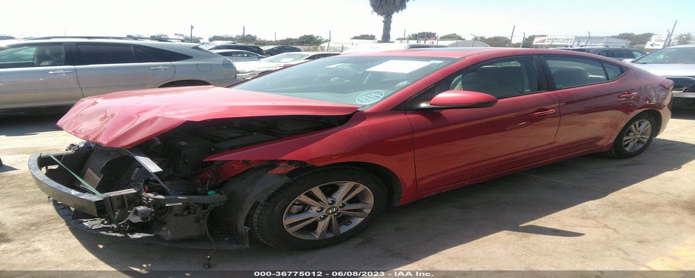 5NPD84LFXJH218064 2018 HYUNDAI ELANTRA photo no. 2